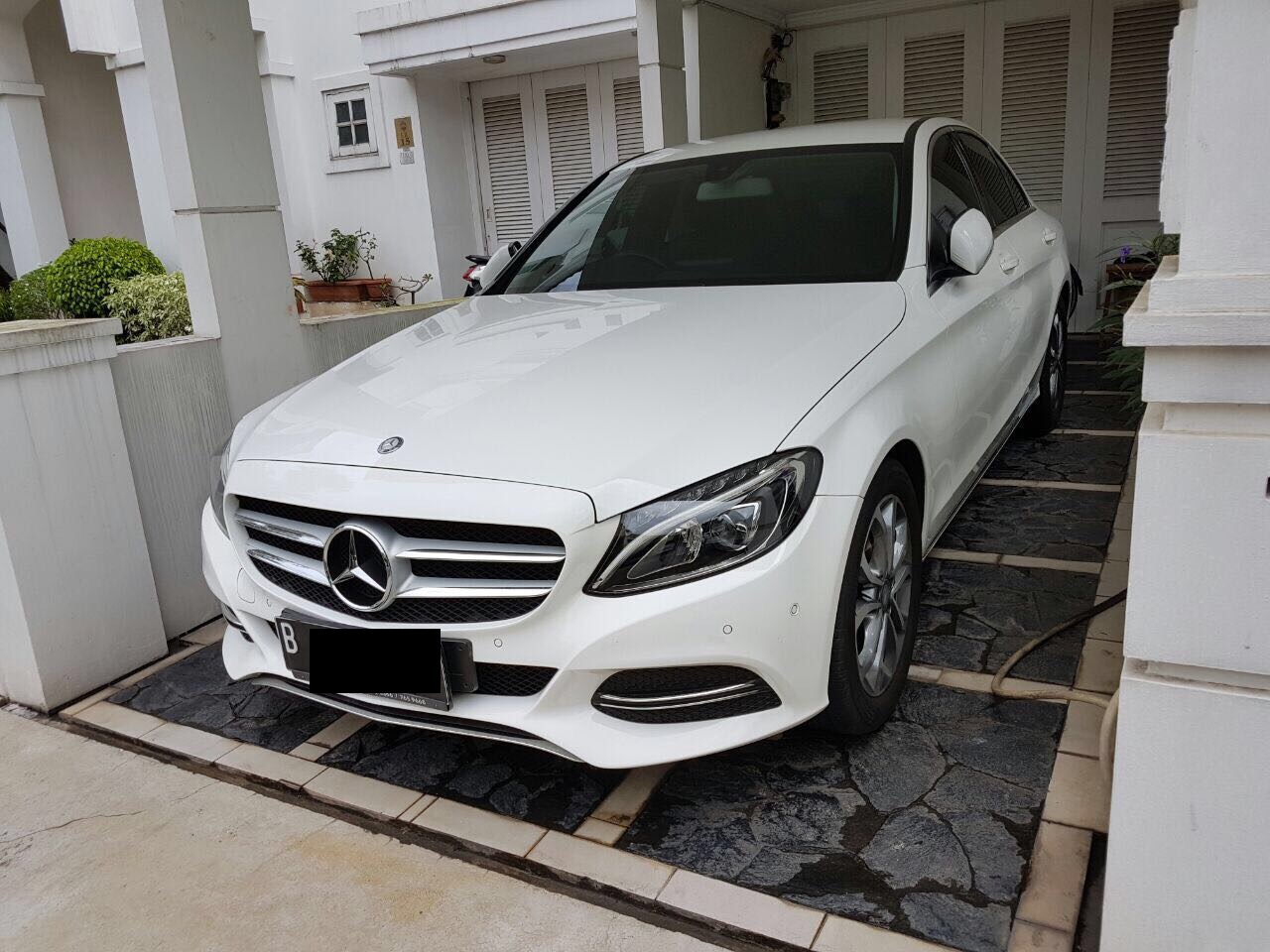 sewa mobil mercedes benz